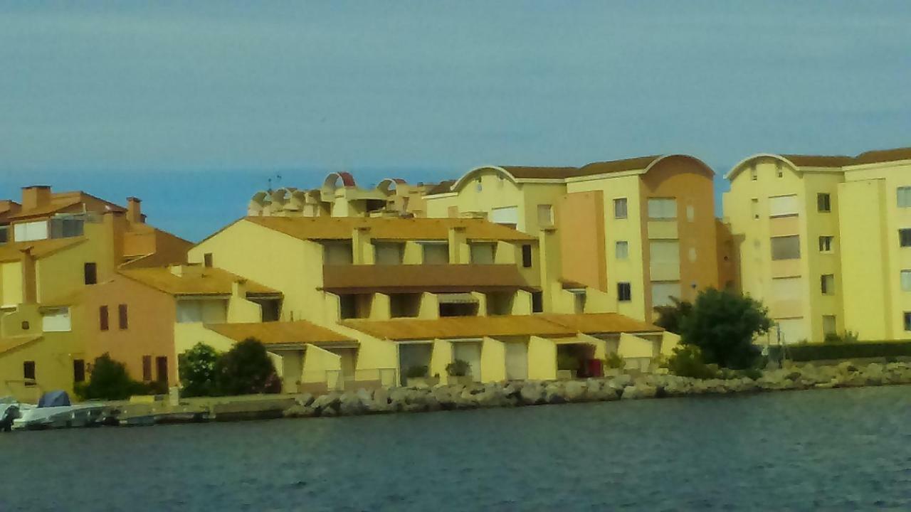 En Bord De Mer Gruissan Exterior photo